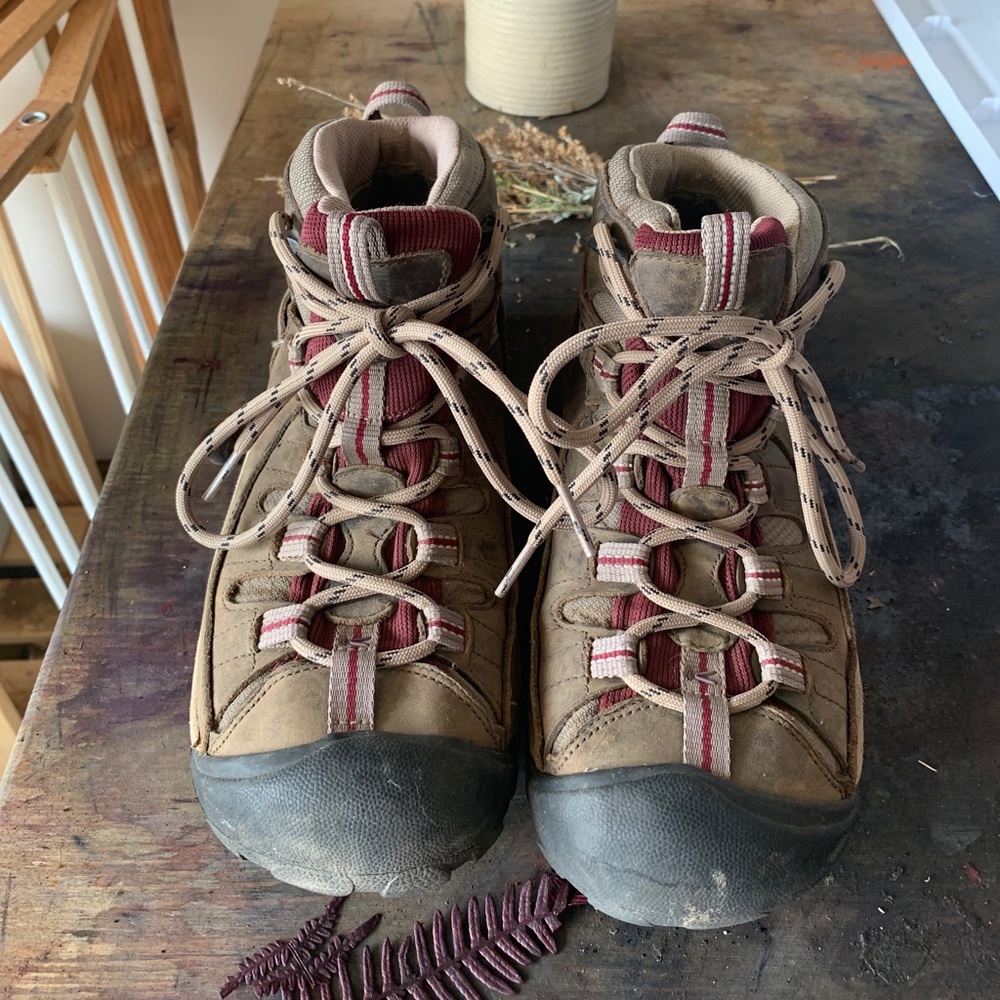 Keen Targhee Mid Hiking Boots